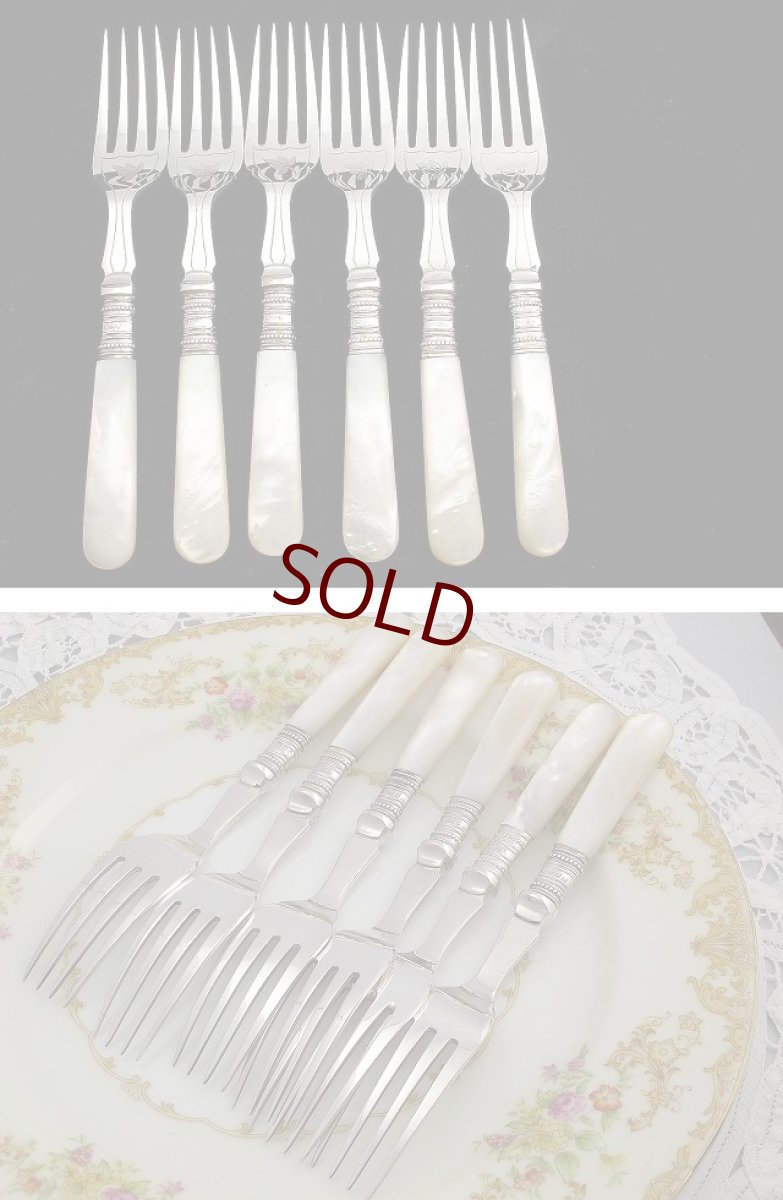 画像5: ヴィクトリアン 1899年 白蝶貝ハンドル フィッシュカトラリー6組セット  (5)