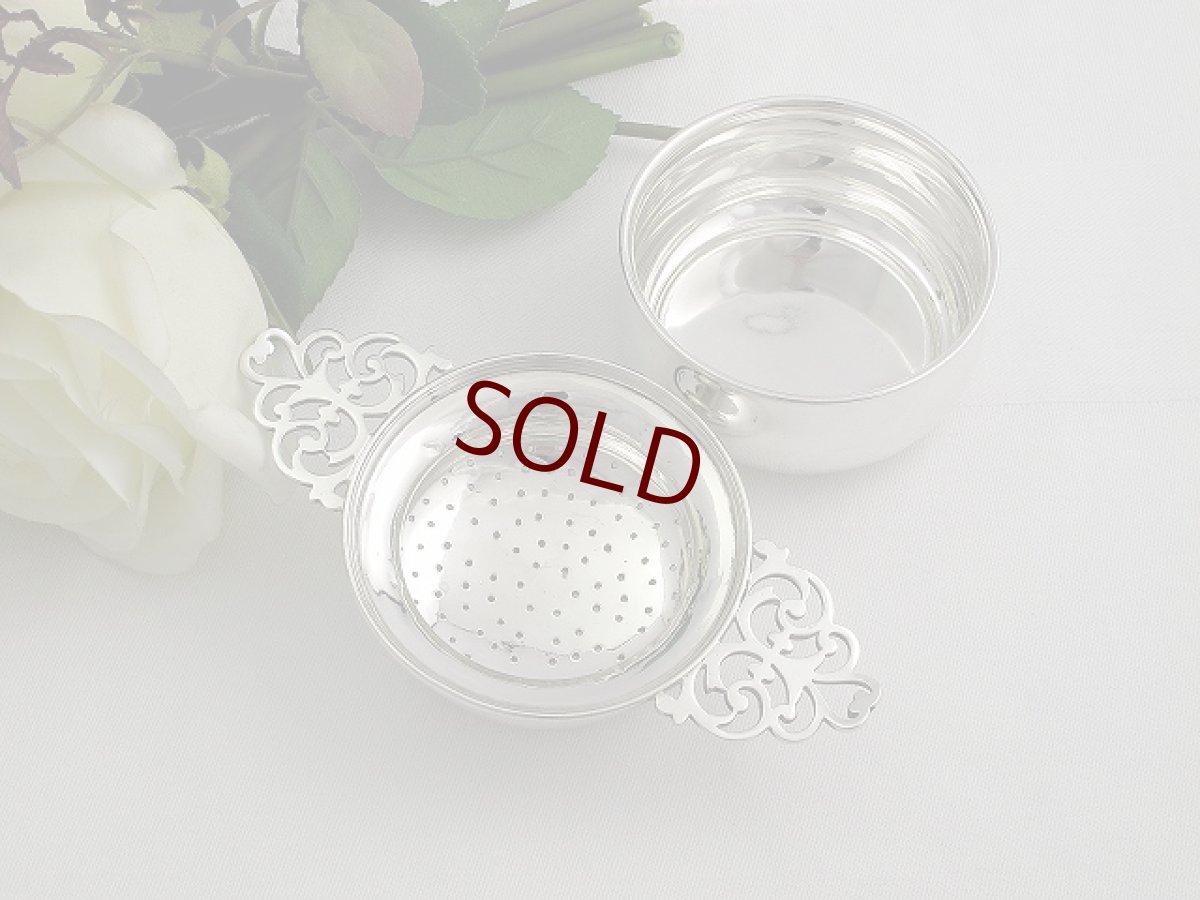 画像1: 純銀(925)　100ｇ　受け皿つき 透かし細工のティーストレイナー (1)