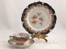 画像1: 1880年 手描き金彩　ドイツ RS PRUSSIA　 オーストリアンローズ　トリオセット (1)