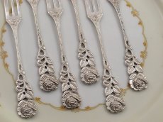 画像4: 純銀　ドイツAntiko ヒルデスハイムローズ デザートフォーク6本セット (4)