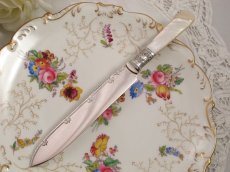 画像1: シルバープレート 白蝶貝ハンドル　ケーキ/ ブレッドナイフ (1)