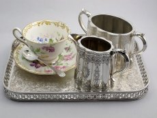 画像5: ヴィンテージ 美装飾 透かし細工 ギャラリートレイ (5)