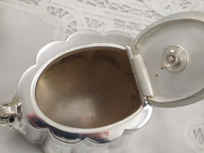 画像1: ヴィクトリアン 手彫りブライトカット バッチェラーサイズ ティーセット