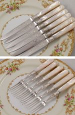 画像3:  1920年代 マッピン＆ウェッブ お花の彫刻 白蝶貝 デザートカトラリー6組セット　その２ 　 (3)