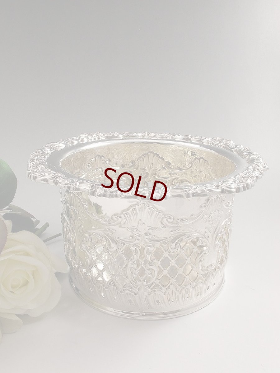 画像1: ヴィクトリアン 透かし細工、彫刻の見事な　フラワーポット (1)