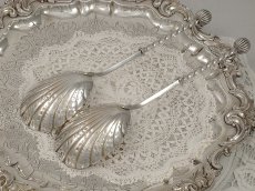 画像5: ヴィクトリアン/エドウォーディアン　美装飾　金鍍金　サービングスプーンセット (5)