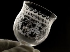 画像5: 特級品 ペア ヴィクトリアン アシッドエッチング クリスタル　アペリティフグラスセット　 (5)