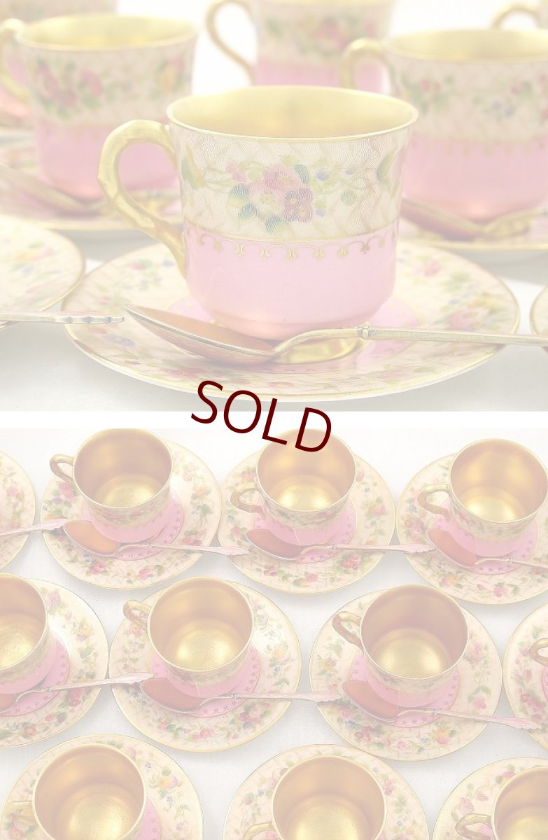 画像2: 1916年ロイヤルウスター金彩手描きブーケデミタスカップ＆ソーサー＆純銀金鍍金エナメルスプーン12組セット (2)