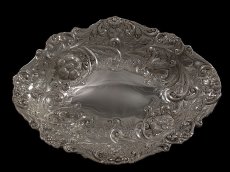 画像2: ヴィクトリアン お花とスクロール美彫刻 ブレッドバスケット (2)