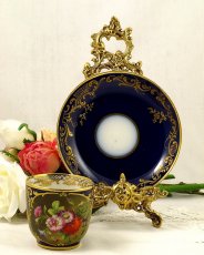 画像1: 1840年 フランス パリ FEUILLET 総手描き金彩　キャビネットカップ＆ソーサー　 (1)