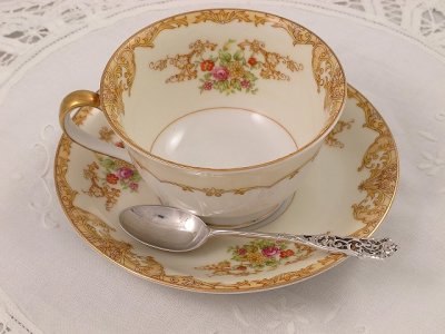 画像2: 純銀(925)1905年 ロココスタイル透かし細工 ティースプーン 2本セット