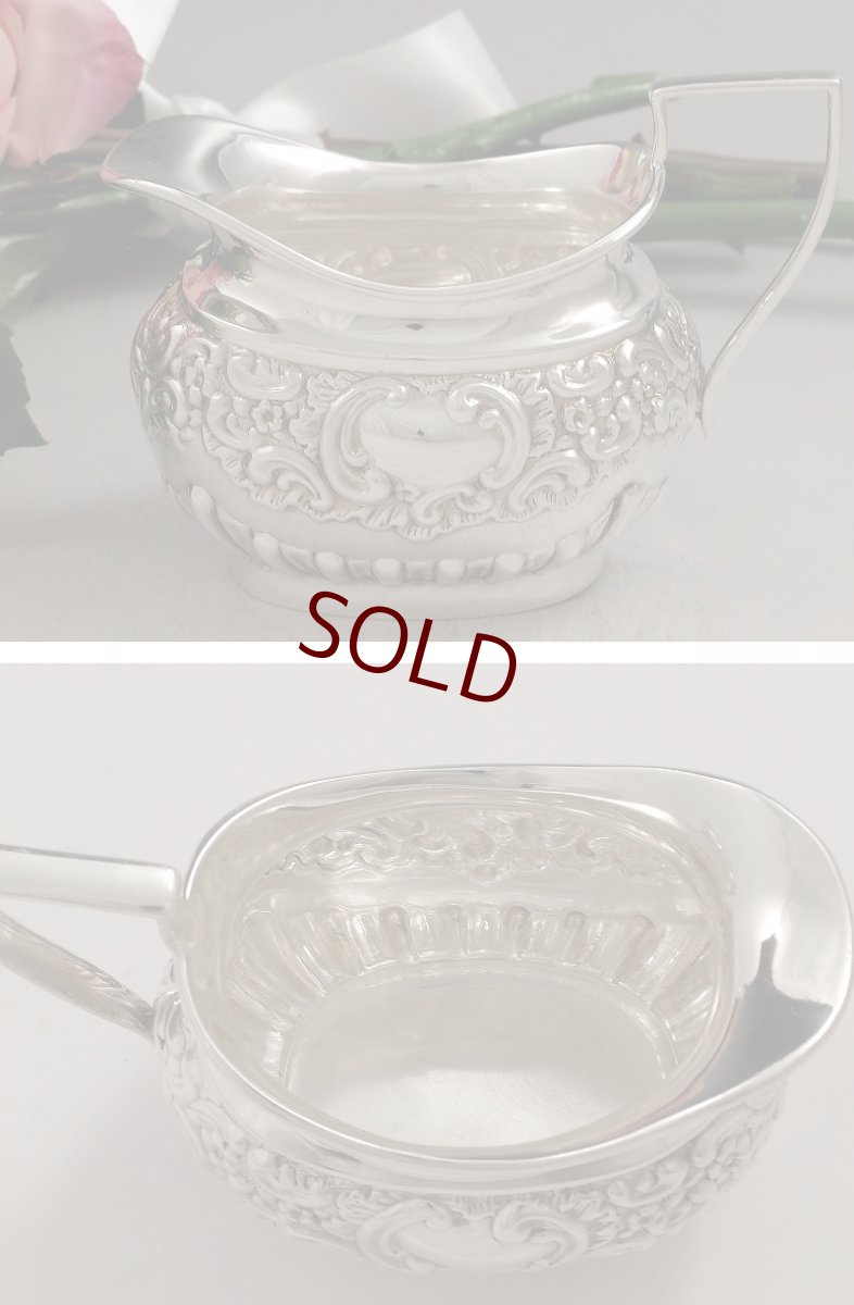 画像5: ヴィクトリアンロココ 装飾の美しいバッチェラーサイズ　ティーセット (5)