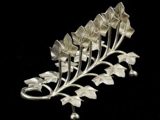 画像1: ヴィクトリアン ぶどうの葉のトーストラック (1)