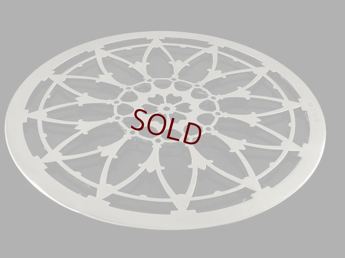 画像2: 純銀（925）　1932年　透かし細工 ティーポットスタンド (2)