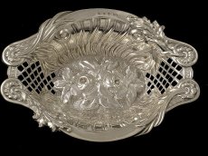 画像2: 純銀製（925）1895年ヴィクトリアン　薔薇　エンボス彫刻　　ピンディッシュ (2)