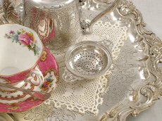 画像4: 純銀製　1969年　ビンテージ　受け皿付き　ティーストレイナー (4)