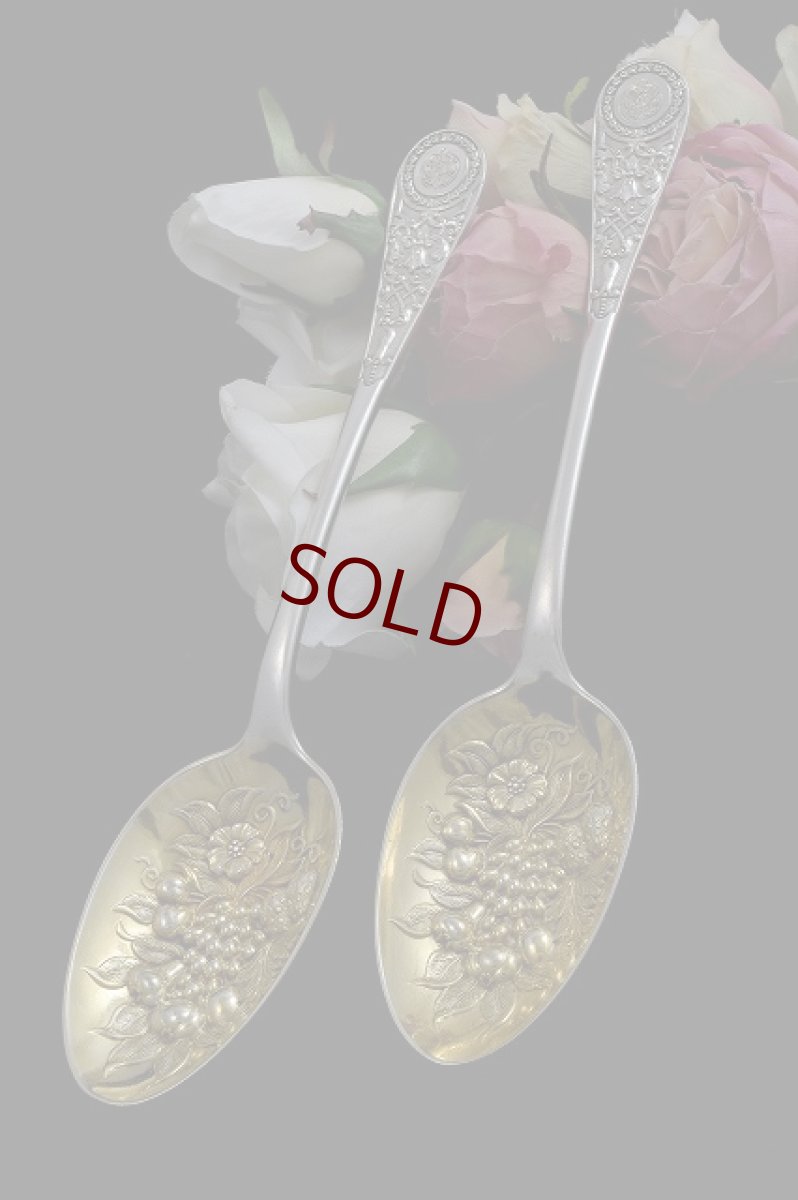 画像1: ヴィクトリアン　ヴェネチアンパターン　ベリースプーン（サービングスプーン）2本セット (1)