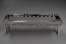 画像2: 珍しい透かし細工　ハンドルなし　ビスケットトレイ (2)