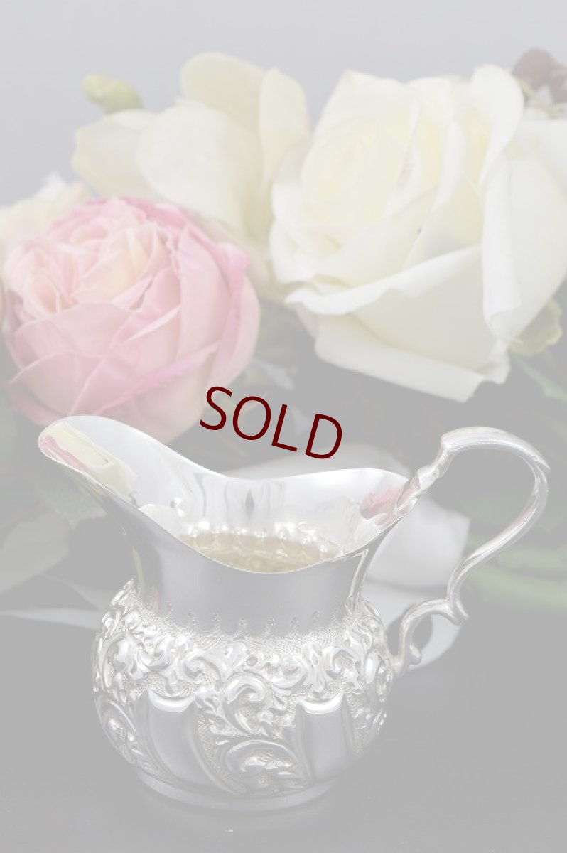 画像1: 純銀製（９２５） 1905年　Walker & Hall バッチェラーサイズ　クリームジャグ (1)