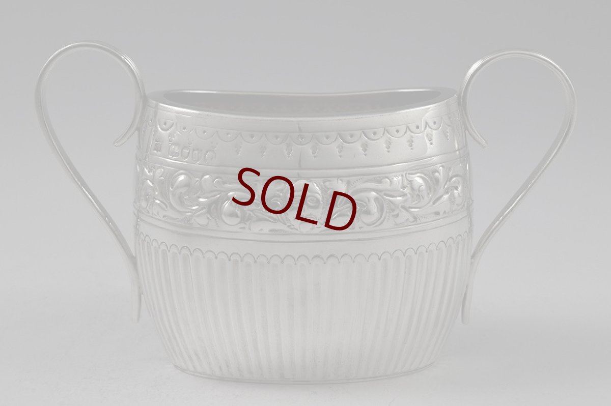 画像10: 純銀製（925）　1884年　クイーンアンスタイル　バッチェラーサイズ　ティーセット (10)