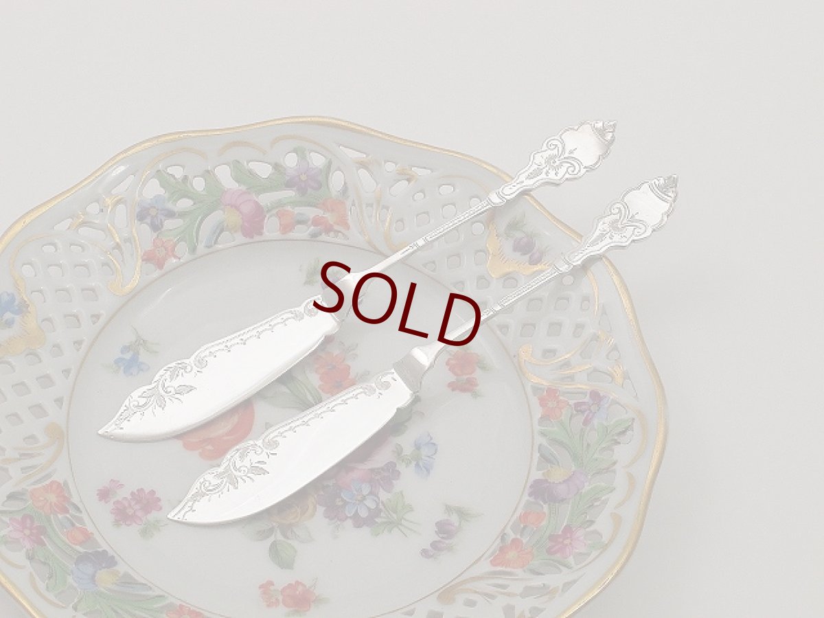 画像4: 1900年前後　シルバープレート　手彫り彫刻　バターナイフ　2組セット　ほぼ未使用 (4)