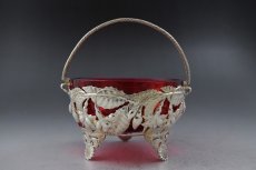 画像2: ヴィクトリアン お花と葉の鋳金 透かし細工　クランベリーグラス　シュガーバスケット (2)