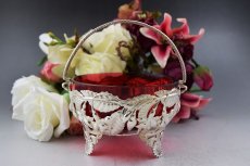 画像1: ヴィクトリアン お花と葉の鋳金 透かし細工　クランベリーグラス　シュガーバスケット (1)