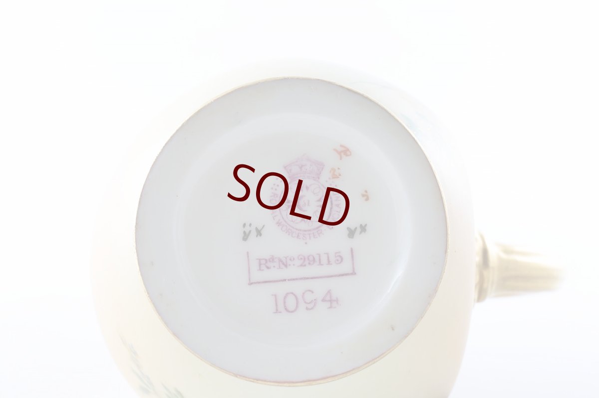 画像7: 1896年　ロイヤルウスター　ブラッシュアイボリー　赤・黄色　薔薇　花　中型　ミルクジャグ (7)