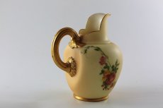 画像4: 1896年　ロイヤルウスター　ブラッシュアイボリー　赤・黄色　薔薇　花　中型　ミルクジャグ (4)