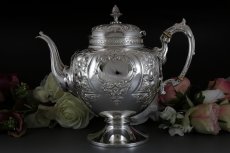 画像2: ヴィクトリアン シルバープレート ネオクラシカル/ロココスタイル　ティーセット (2)