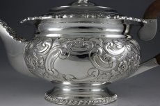 画像5: 1900年前後　シルバープレート　お花とスクロールのチェイシング　ティーセット (5)