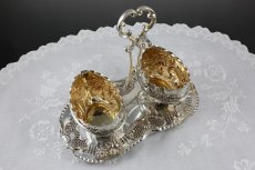 画像2: 1900年前後　シルバープレート　ロココスタイル　スタンド付きクリームジャグ&シュガーセット (2)