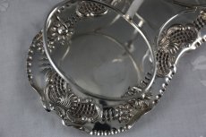 画像8: 1900年前後　シルバープレート　ロココスタイル　スタンド付きクリームジャグ&シュガーセット (8)