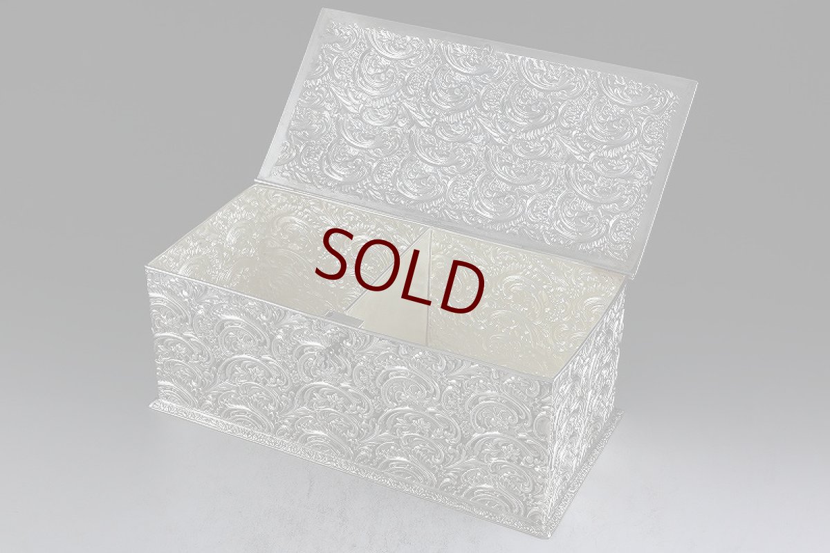 画像4: ヴィクトリアン　シルバープレート　ロココ装飾の　ティーキャディー (4)