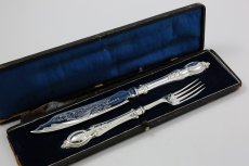 画像1: ヴィクトリアン　手彫りスクロール　ケーキサービングナイフ&フォーク (1)