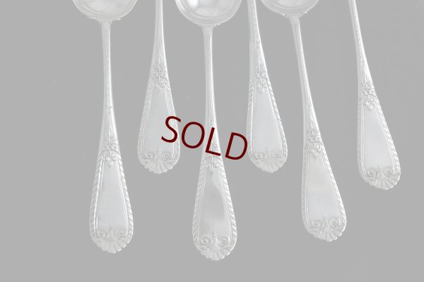 画像3: 純銀製（925）1916年　エレガントな彫刻　大きめ　ティースプーン6本セット