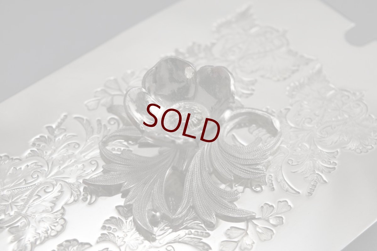 画像3: 1887年　ヴィクトリアン　クリスタルハンドカットグラス　お花の摘み　美装飾　バターディッシュ (3)