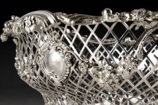 画像13: 純銀製（９２５）　特級　総透かし細工　リボンとバラのガーランド　装飾　バスケット (13)