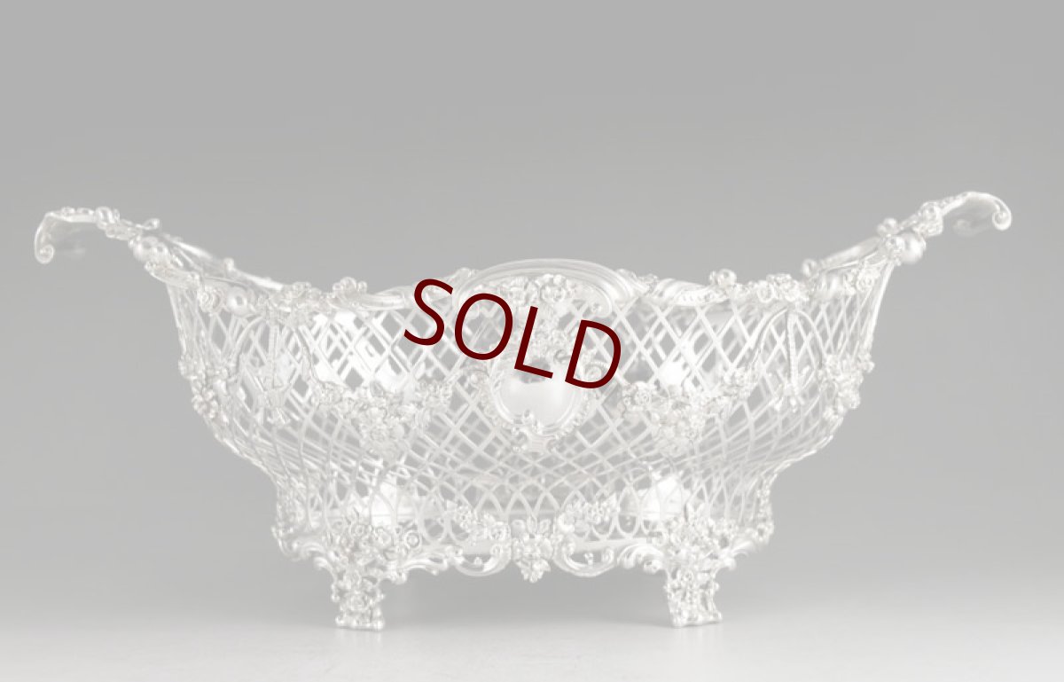 画像3: 純銀製（９２５）　特級　総透かし細工　リボンとバラのガーランド　装飾　バスケット (3)