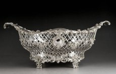 画像3: 純銀製（９２５）　特級　総透かし細工　リボンとバラのガーランド　装飾　バスケット (3)