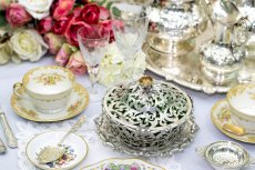 画像14: 純銀製（925）1839年　特級美品　総透かし細工　金鍍金お花の摘み　ディッシュ (14)