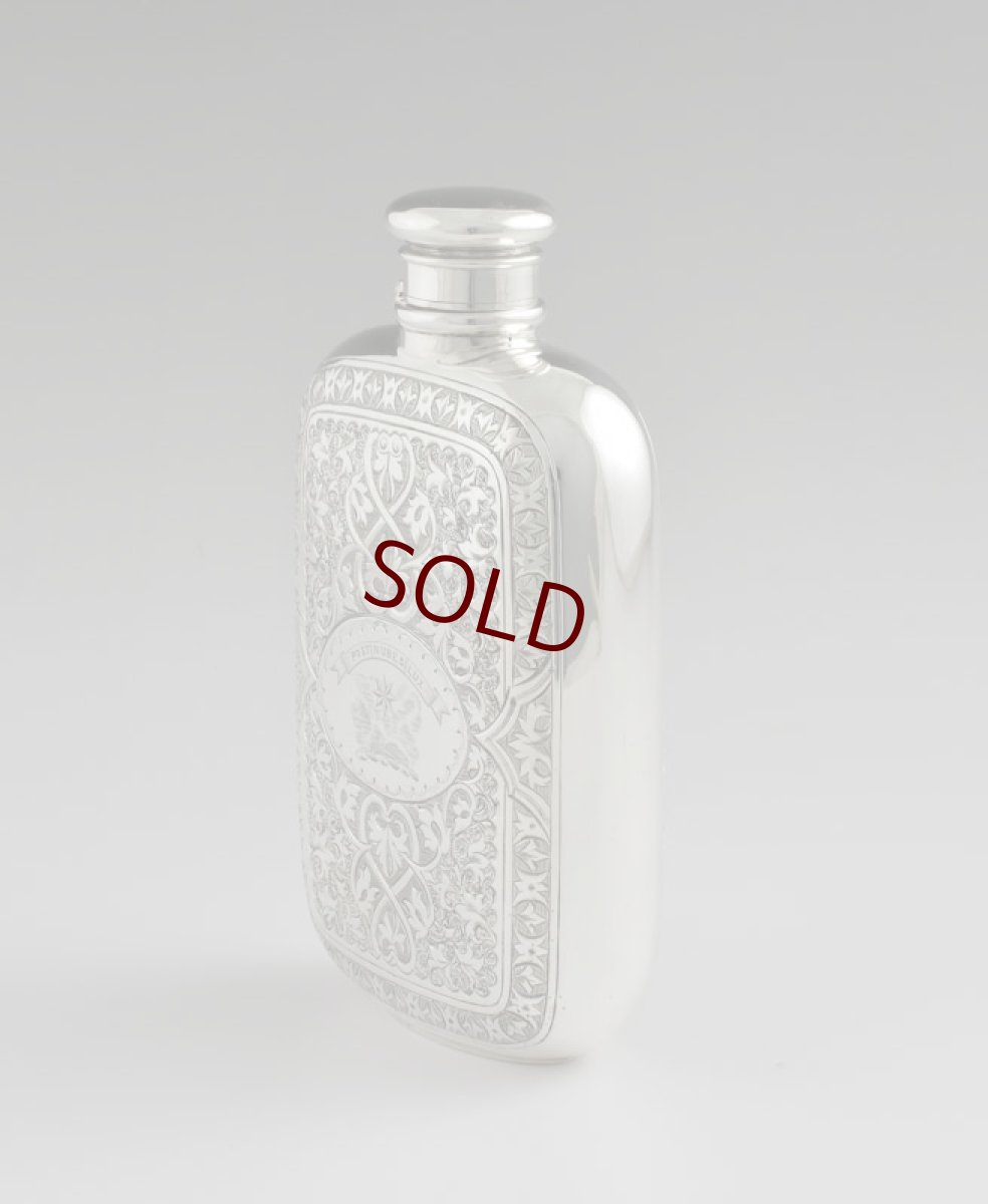 画像4: 純銀製（９２５）１８７９年　ハンドエングレーブド　ヒップフラスク (4)