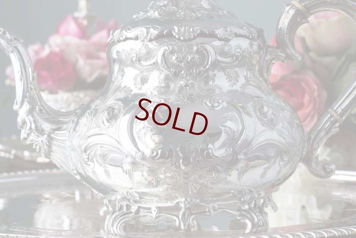 画像4: 純銀製（９２５）1854/6年　特級　Martin, Hall & Co.ヴィクトリアンロココ/ ルイスタイル　ティーセット (4)