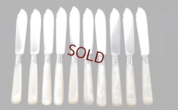 画像7: 純銀製（925）　1902年　白蝶貝ハンドル　手彫り　フィッシュカトラリー10組セット