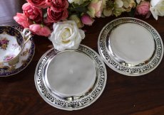 画像4: ヴィクトリアン　1899年　透かし細工　二段　アフタヌーンティー用　ケーキスタンド (4)