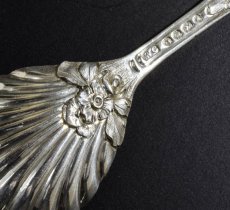 画像6: 純銀製（925）1844年　手彫り　Chawner & Co. ティーキャディースプーン (6)