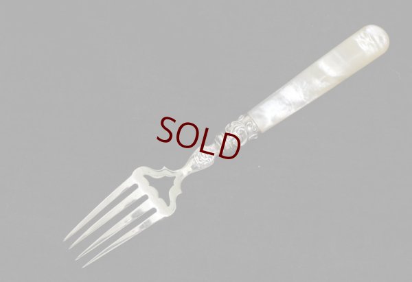 画像9: 純銀製（925）1892年George Unite 白蝶貝ハンドル　ケーキサービングセット