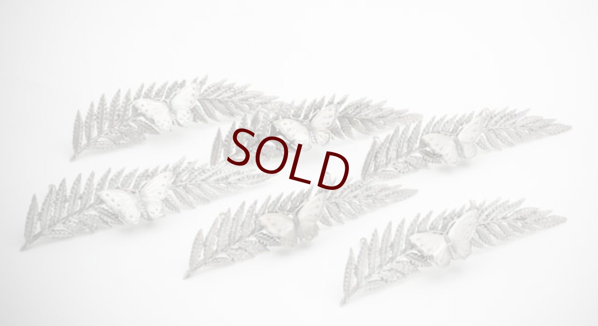 画像2: 純銀製（925）1896年　蝶のヒンジのメニューホルダー/プレイスカードホルダー (2)