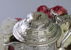 画像6: シルバープレート　ヴィクトリア時代中期　Martin, Hall & Co. 美彫　ウォータージャグ (6)