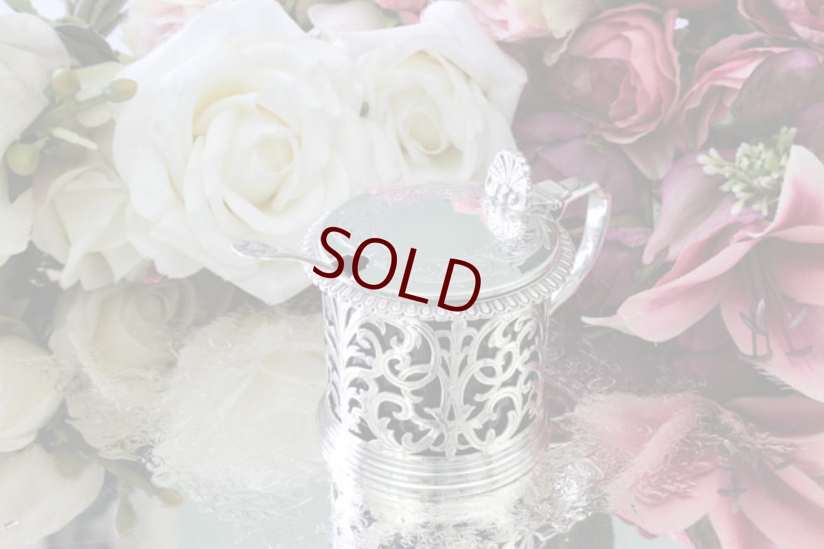 画像1: 純銀製（925）1874年　透かし細工　マスタードポット (1)